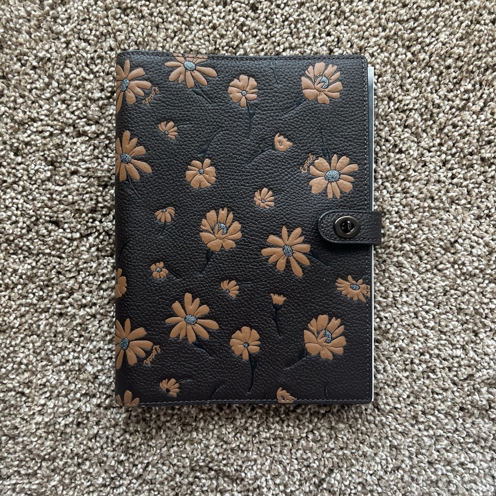 Coach notebook